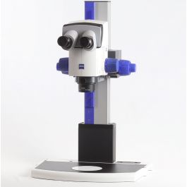 Optosys: ZEISS Discovery Serie und ZEISS Axio Zoom.V16: Säulenverlängerung zu Fokusmotor 3 und Grob-/Feintrieb mit Säule S 490mm